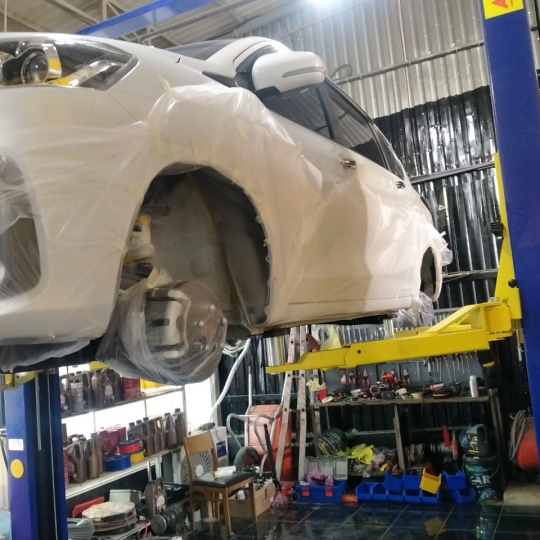 Sơn Phủ Gầm Xe Oto